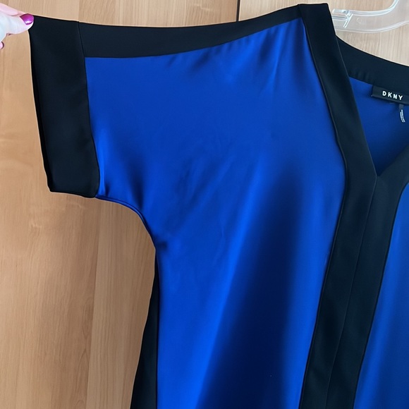 DKNY: short sleeve blouse - Picture 4 of 4